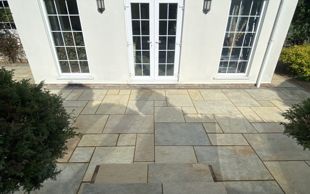 Transform Your Garden with a Beautiful Patio: Ideas & Inspiration