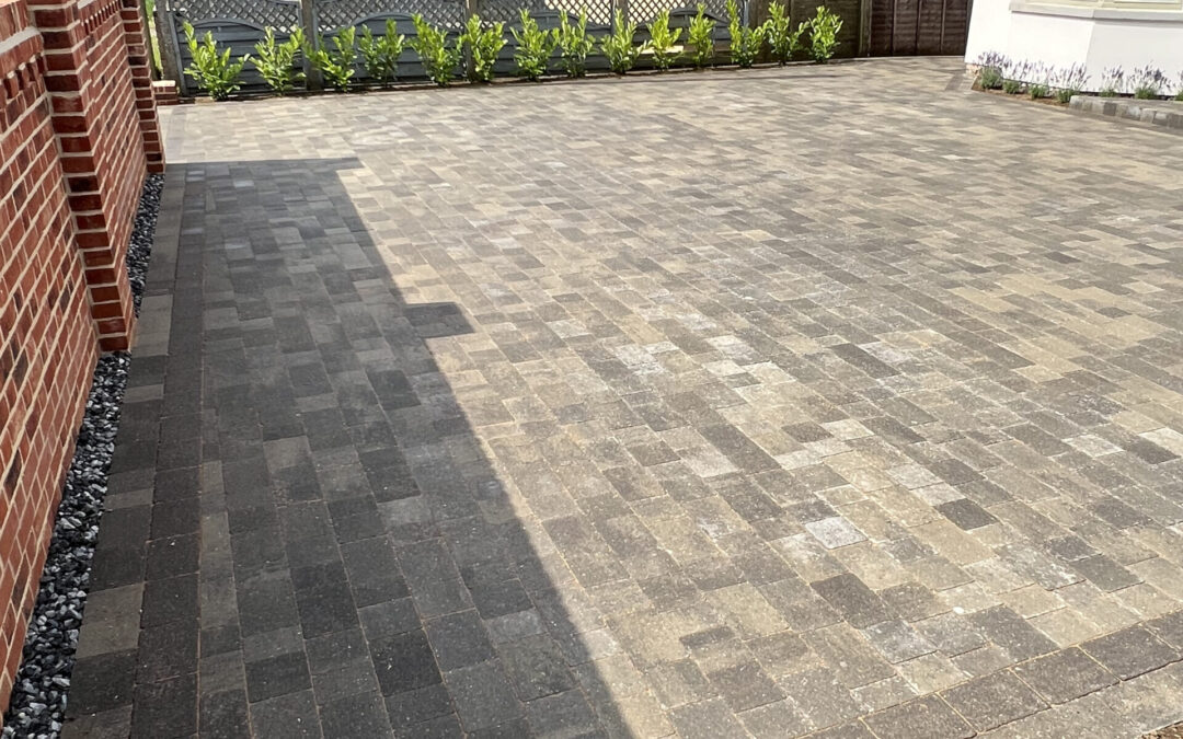 Driveway Perfection: A Modern Outdoor Upgrade